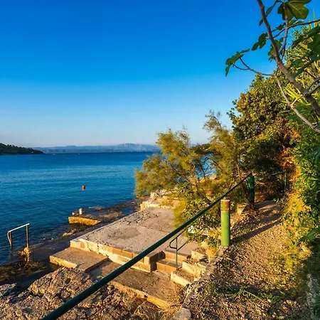 By The Sea Necujam, Solta - 16727 Apartment Grohote