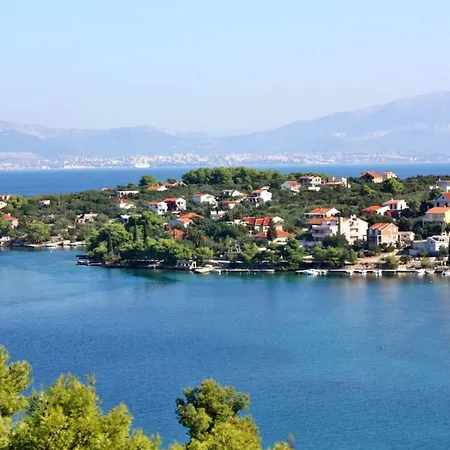 Apartment By The Sea Necujam, Solta - 16727
